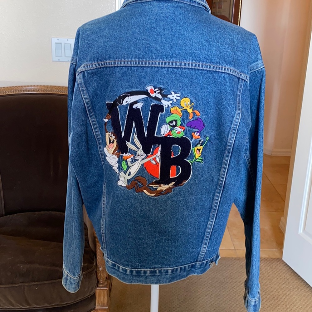 Vintage Warner Brothers Jean Jacket size Medium